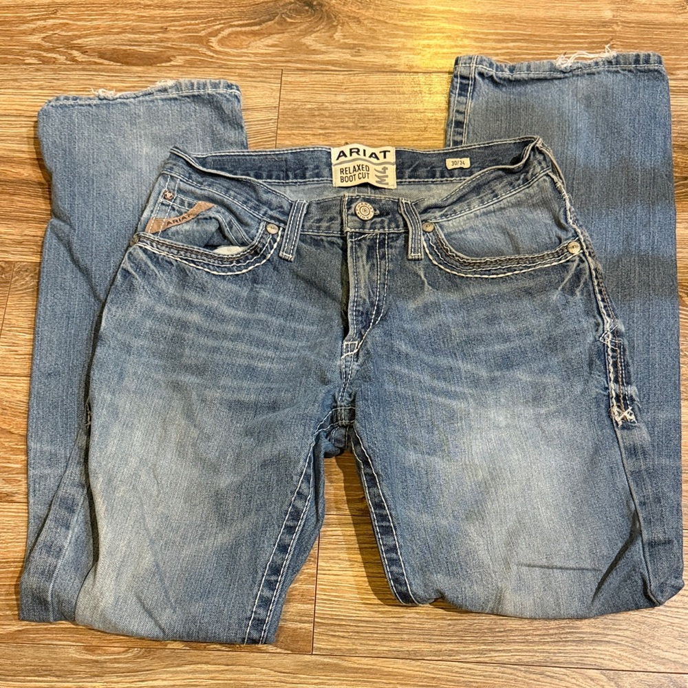 Ariat Men's Relaxed Fit Light Blue Jeans